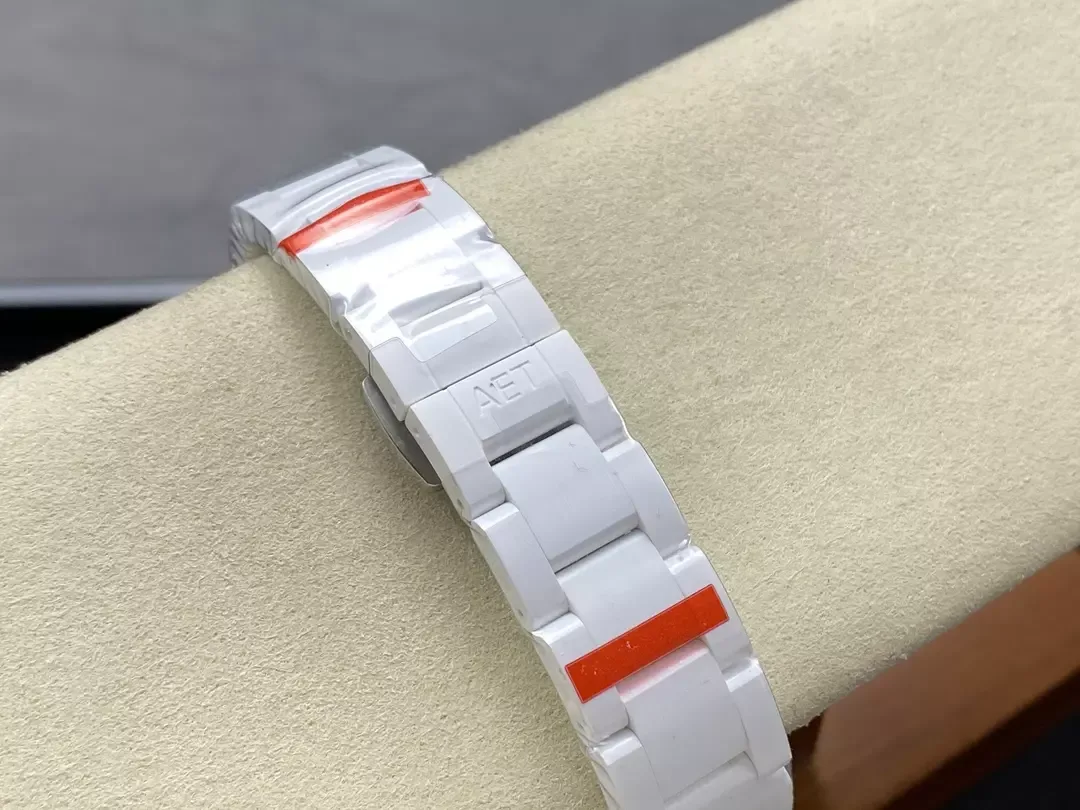 IPK공장 롤렉스 데이토나 그린 다이얼 화이트 세라믹 다이아 베젤 40mm