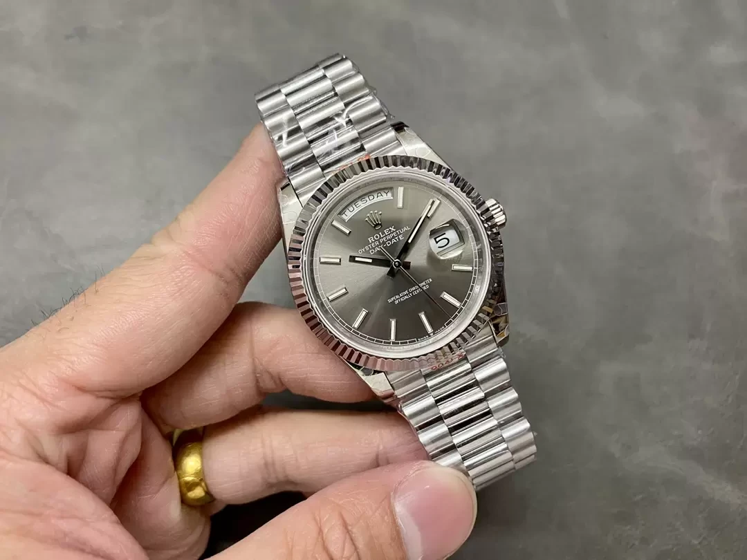 GM공장 V3 롤렉스 데이데이트 그레이 다이얼 40mm 228236