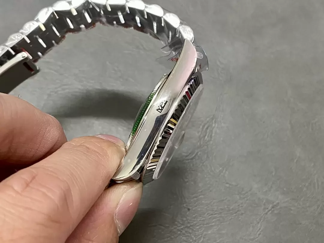 GM공장 V3 롤렉스 데이데이트 그레이 다이얼 40mm 228236