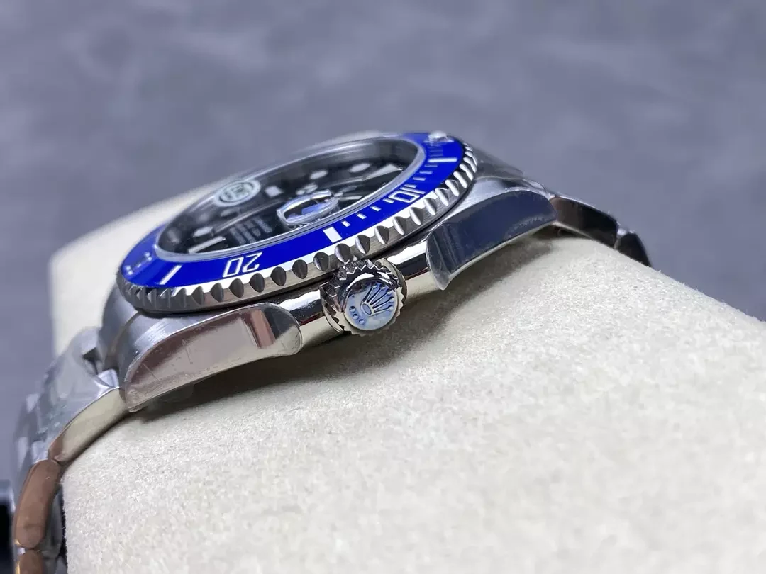 EW공장 롤렉스 서브마리너 신형 쿠키몬스터 41mm m126619lb