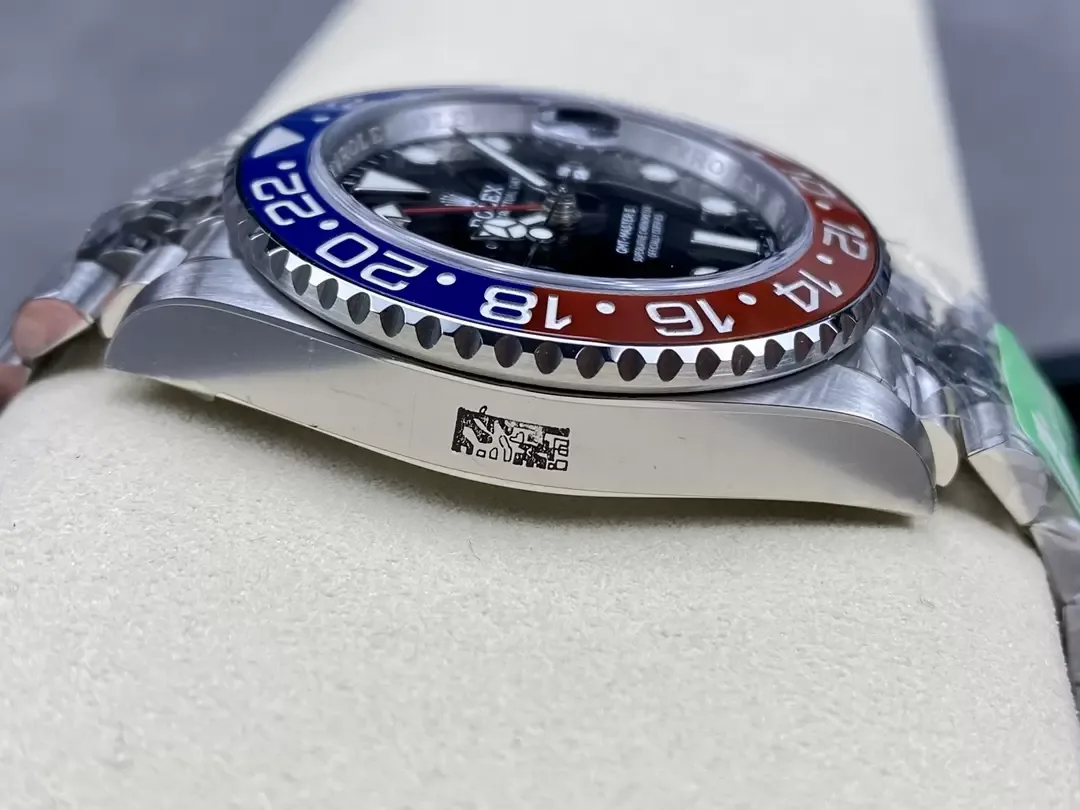 C+공장 롤렉스 GMT마스터 2 펩시 쥬빌레 m126710blro