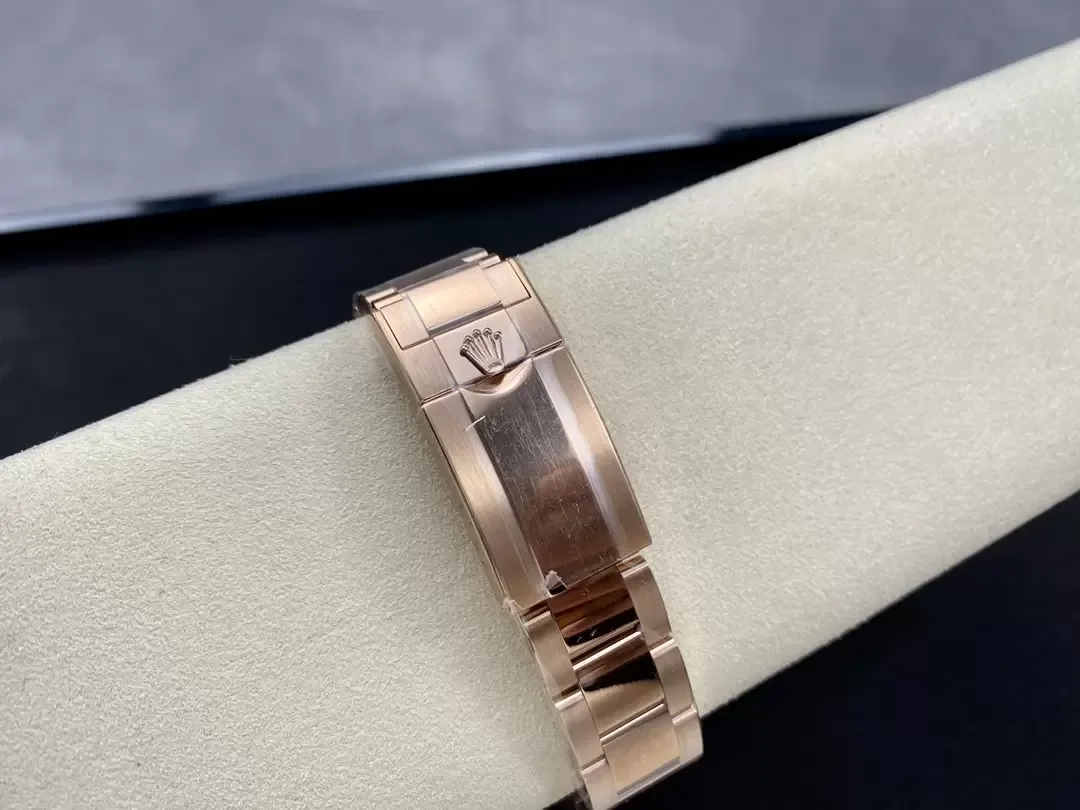 C+공장 롤렉스 GMT마스터 2 루트비어 로즈골드 금통 m126715chnr