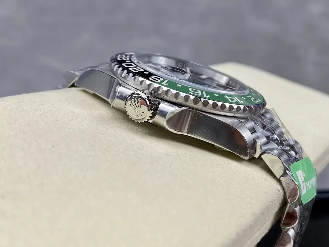 C+공장 롤렉스 GMT마스터 2 스트라이프 쥬빌레 M126720VTNR