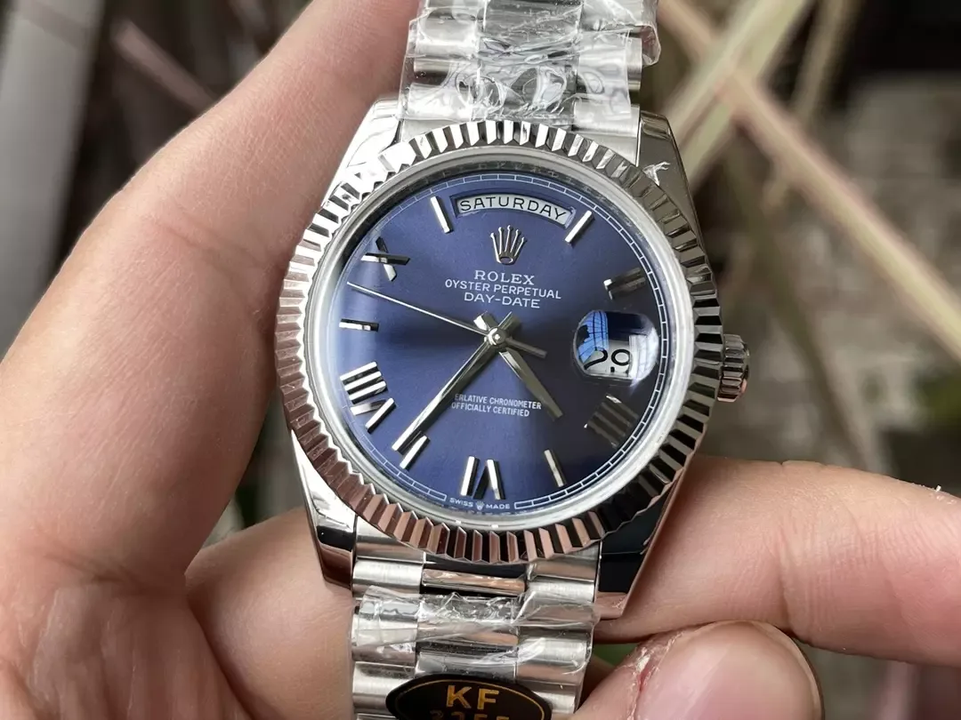 KF공장 롤렉스 데이데이트 올리브 블루 다이얼 화이트 골드 금통 40mm 228235