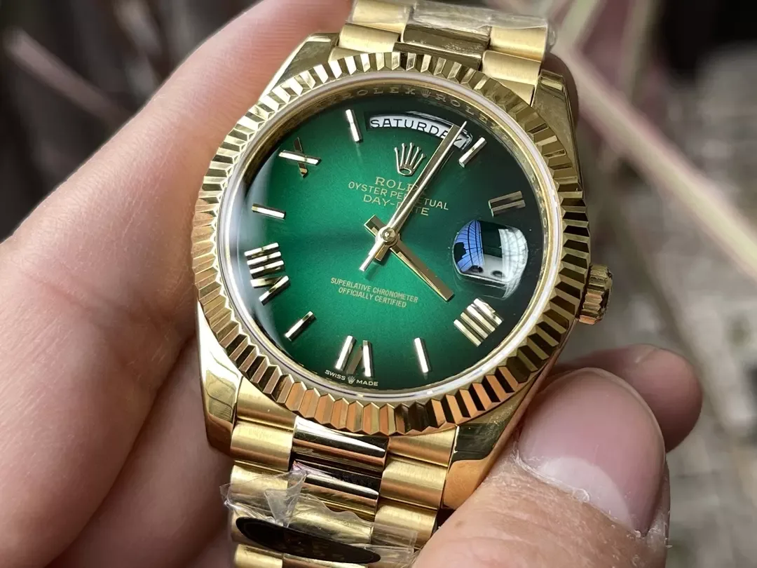 KF공장 롤렉스 데이데이트 그린 다이얼 옐로우 골드 금통 40mm 228235