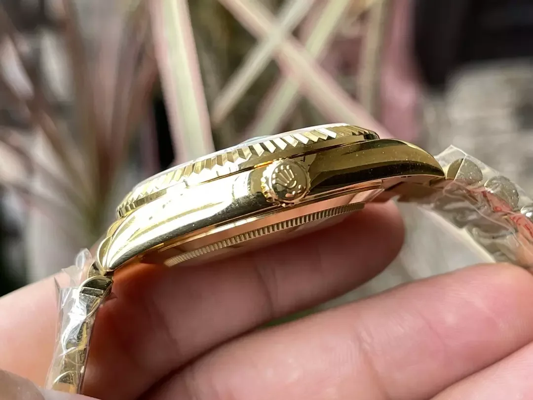 KF공장 롤렉스 데이데이트 그린 다이얼 옐로우 골드 금통 40mm 228235