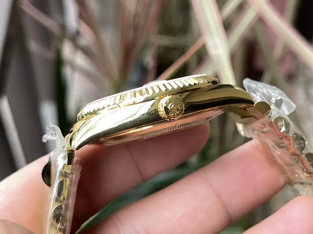 KF공장 롤렉스 데이데이트 그린 다이얼 옐로우 골드 금통 40mm 228235