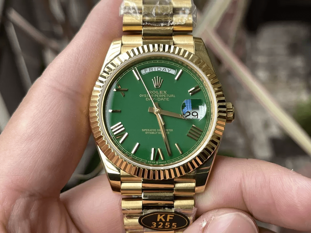 KF공장 롤렉스 데이데이트 그린 다이얼 옐로우 골드 금통 40mm 228235