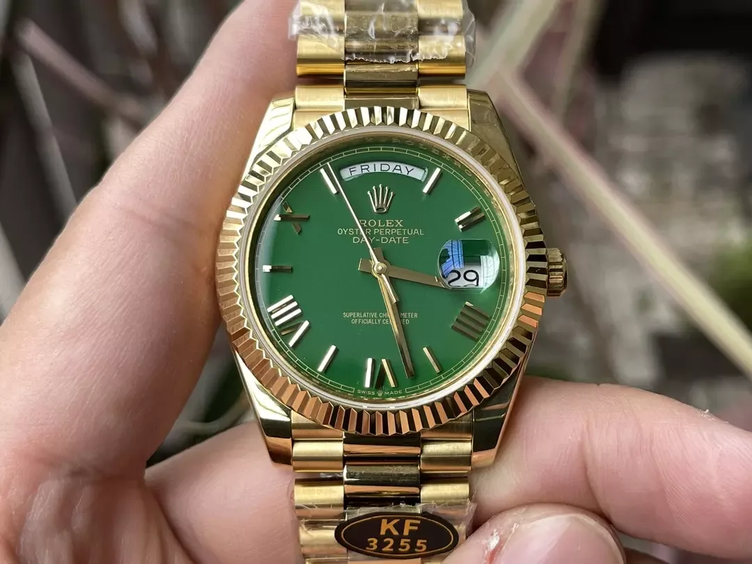 KF공장 롤렉스 데이데이트 그린 다이얼 옐로우 골드 금통 40mm 228235