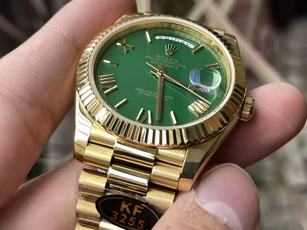KF공장 롤렉스 데이데이트 그린 다이얼 옐로우 골드 금통 40mm 228235