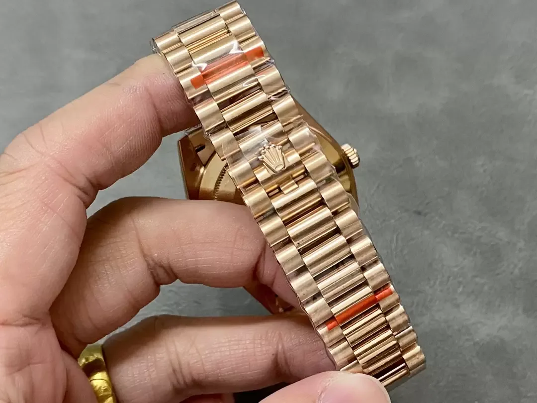 GM공장 V3 롤렉스 데이데이트 살몬 다이아 다이얼 로즈골드 금통 40mm 228235