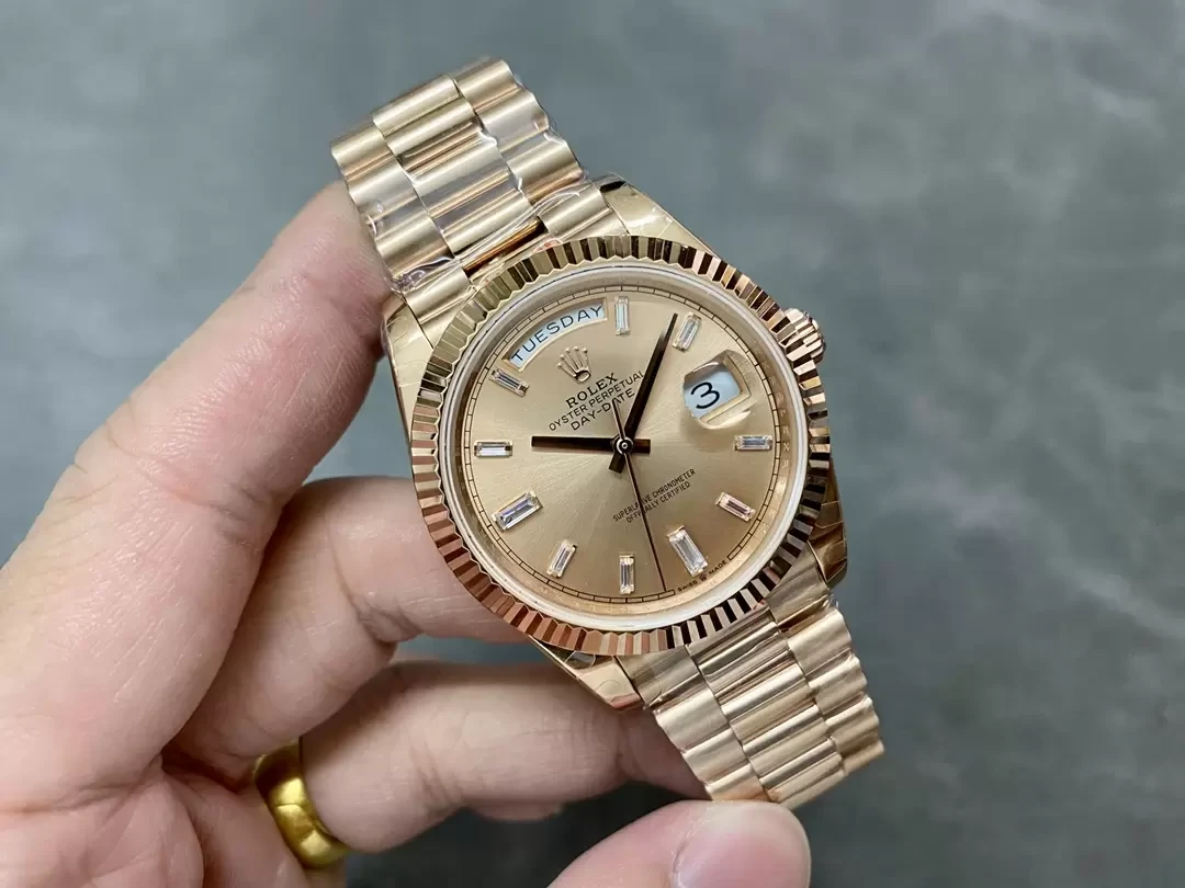 GM공장 V3 롤렉스 데이데이트 살몬 다이아 다이얼 로즈골드 금통 40mm 228235