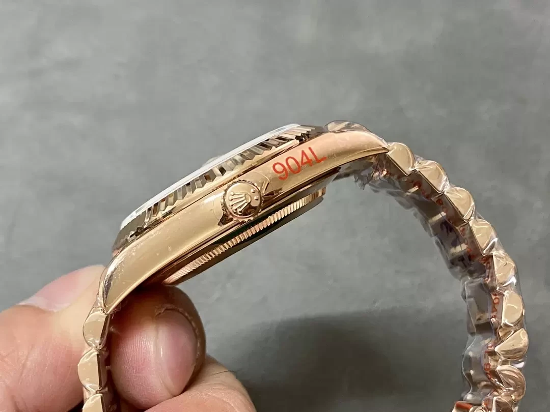 GM공장 V3 롤렉스 데이데이트 살몬 다이아 다이얼 로즈골드 금통 40mm 228235