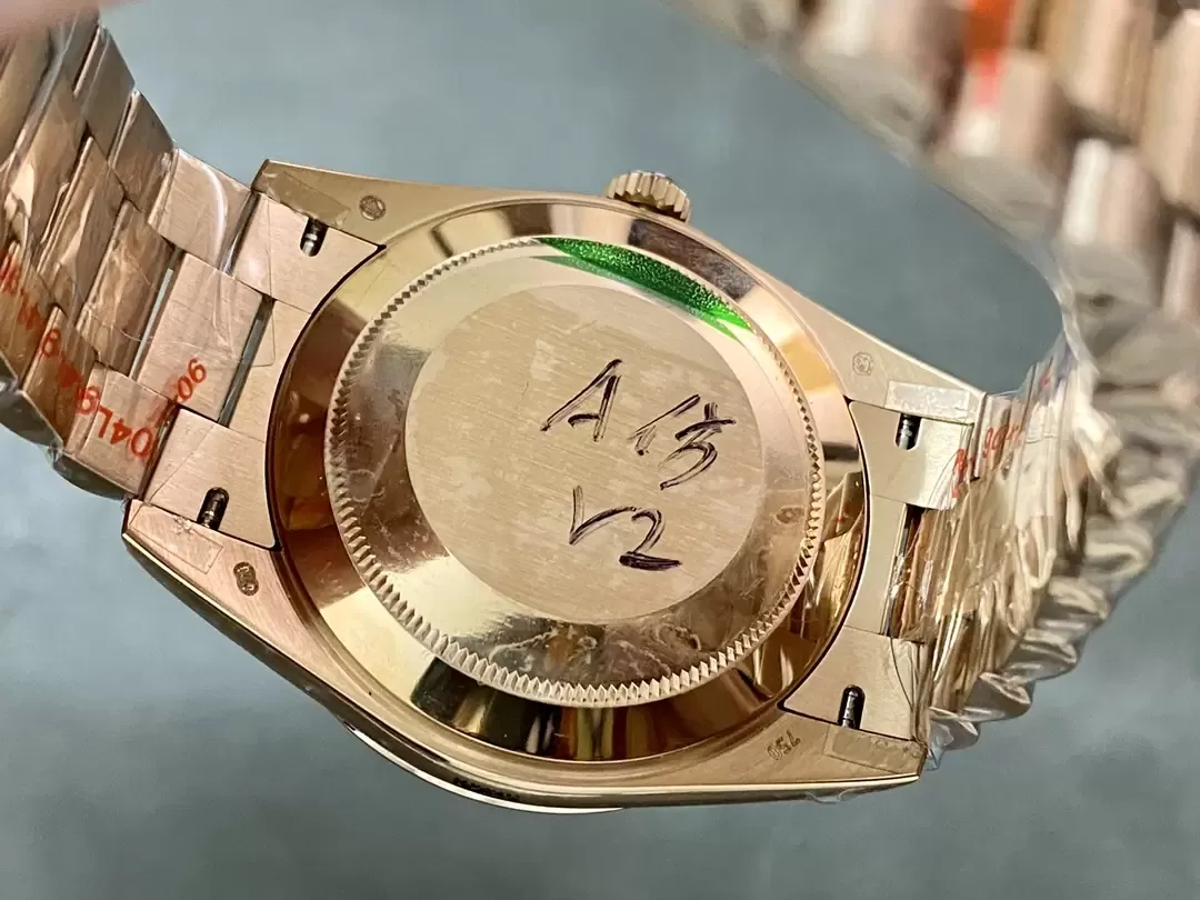 GM공장 V3 롤렉스 데이데이트 살몬 다이아 다이얼 로즈골드 금통 40mm 228235