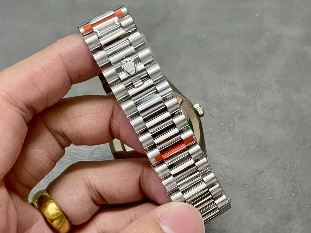 GM공장 V3 롤렉스 데이데이트 플래티넘 와플 다이얼 화이트 골드 금통 40mm m228236