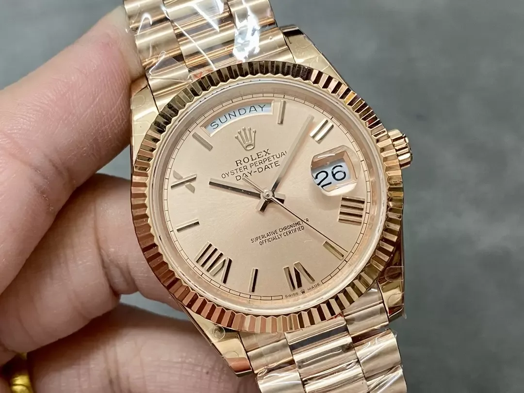 GM공장 V3 롤렉스 데이데이트 살몬 다이얼 로즈골드 금통 40mm 228235