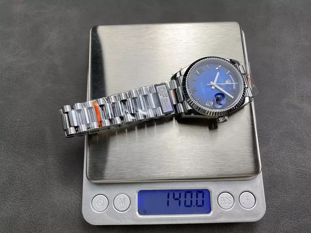 QF공장 롤렉스 데이데이트 청판 로만 다이얼 화이트 골드 36mm 128236