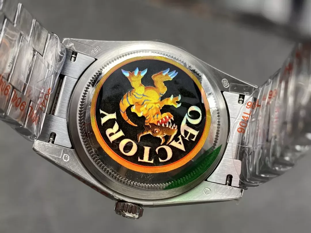 QF공장 롤렉스 데이데이트 청판 옴브레 다이얼 10P다이아 화이트 골드 36mm 128236