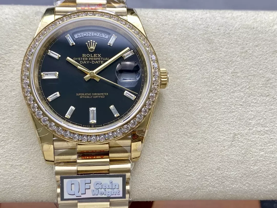 QF공장 롤렉스 데이데이트 블랙 다이얼 바게트다이아 옐로우골드 금통 40mm 228238