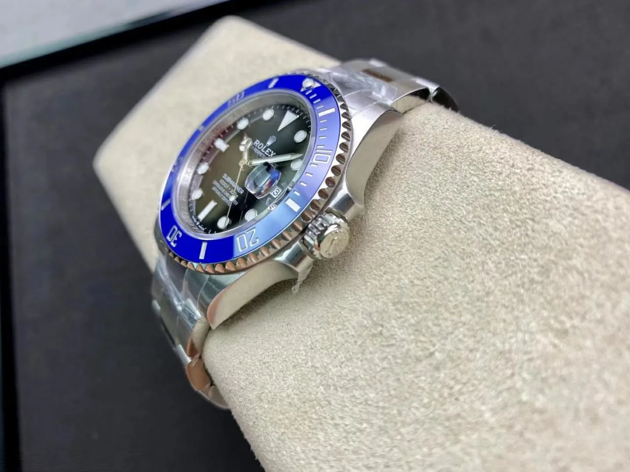 VS공장 롤렉스 신형 서브마리너 블랙 다이얼 스머프 베젤 41mm 126619