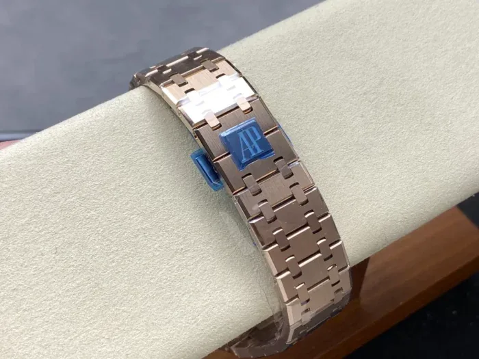 APS공장 오데마피게 로얄오크 크로노그래프 블랙 다이얼 41mm 26240 RG