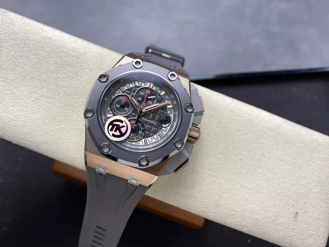 TK공장 오데마피게 로얄오크 오프쇼어 44mm 26568OM.OO.A004CA.01