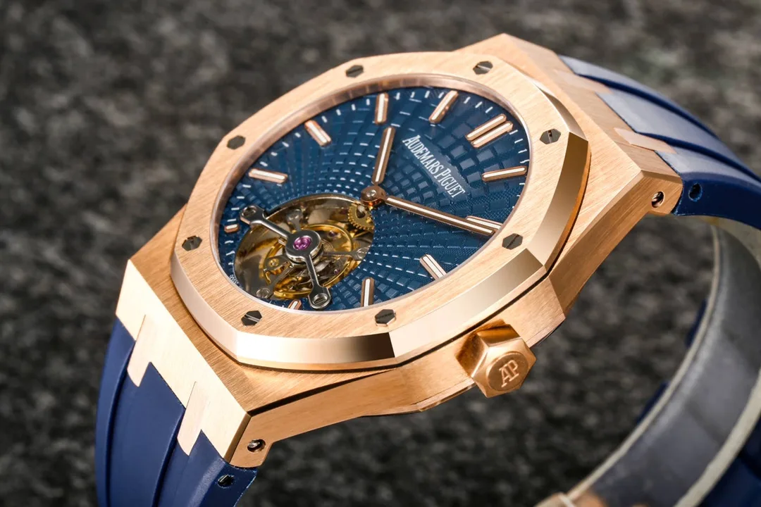 R8공장 오데마피게 로얄오크 셀프와인딩 플라잉 투르비용 26522OR.OO.1220OR.01