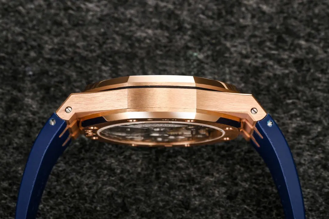 R8공장 오데마피게 로얄오크 셀프와인딩 플라잉 투르비용 26522OR.OO.1220OR.01