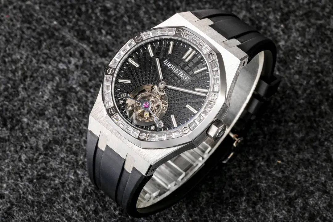 R8공장 오데마피게 로얄오크 셀프와인딩 플라잉 투르비용 26521BC.ZZ.1220BC.01