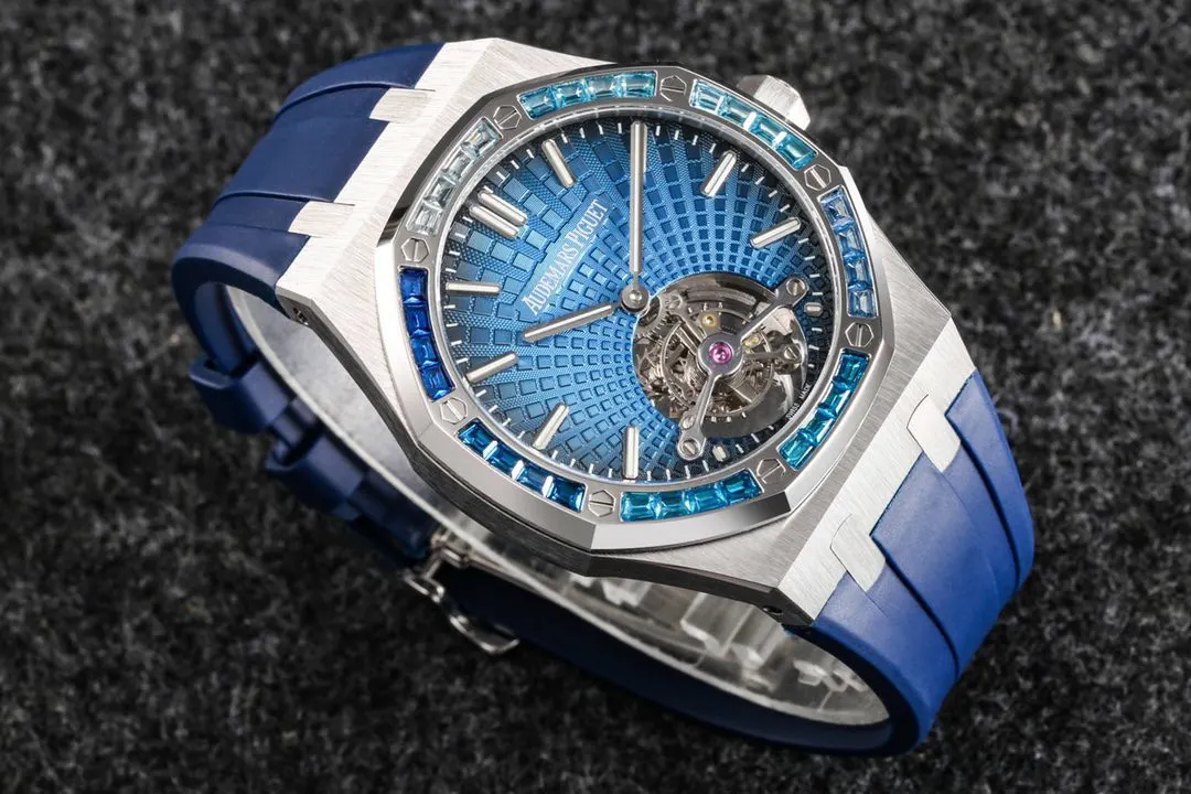 R8공장 오데마피게 로얄오크 셀프와인딩 플라잉 투르비용 26521PT.YY.1220PT.01