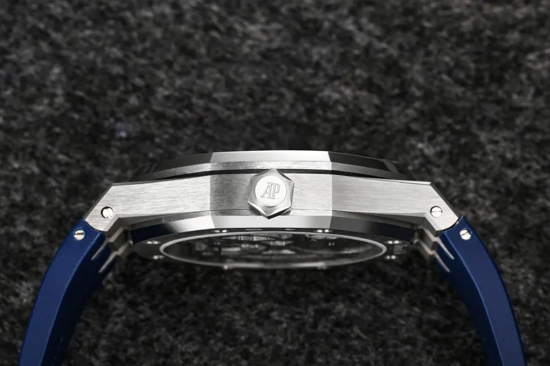 R8공장 오데마피게 로얄오크 셀프와인딩 플라잉 투르비용 26521PT.YY.1220PT.01