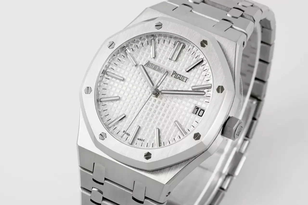 APS공장 오데마피게 로얄오크 50주년 한정판 화이트 다이얼 41mm 15510