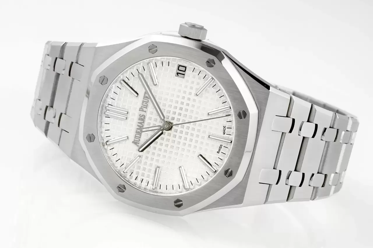 APS공장 오데마피게 로얄오크 50주년 한정판 화이트 다이얼 41mm 15510