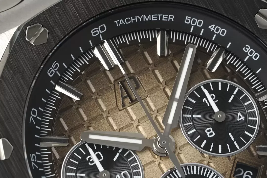 APF공장 오데마피게 로얄오크 오프셔 신형 브라운 다이얼 44mm 26420SO.OO.A600CA.01