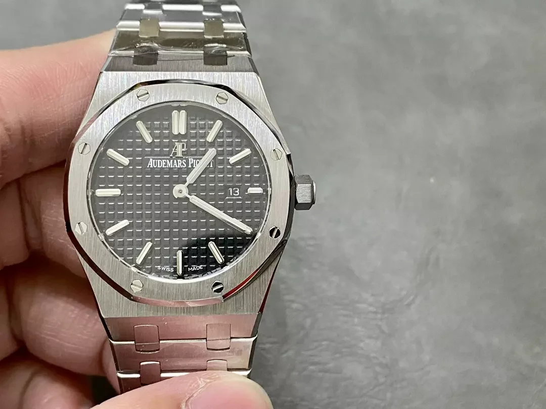 ZF공장 오데마피게 로얄오크 레이디 33mm 블랙 다이얼 스틸 67651