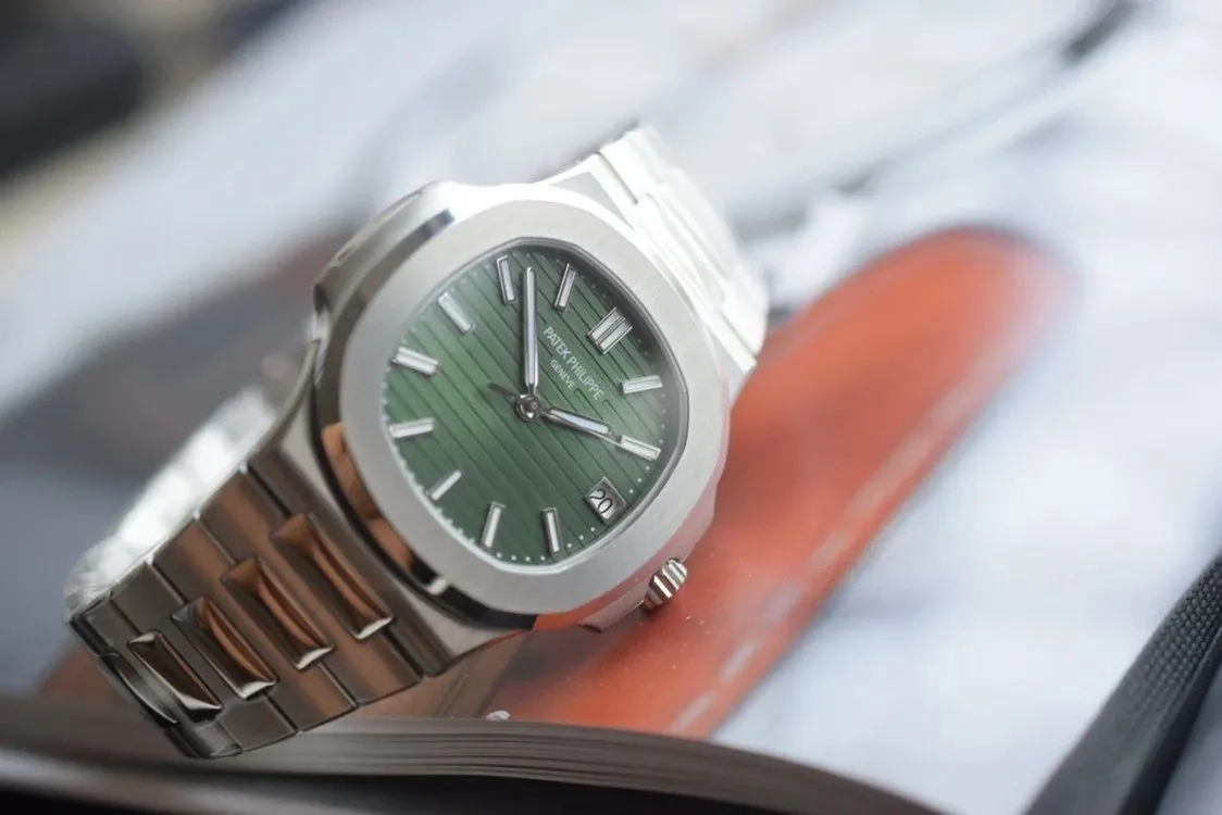 3K 공장 파텍필립 그린 다이얼 노틸러스 5711 1A-014