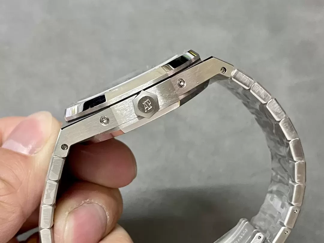 BBR공장 오데마피게 로얄오크 퍼페츄얼캘린더 블랙 다이얼 스틸 41mm 26574