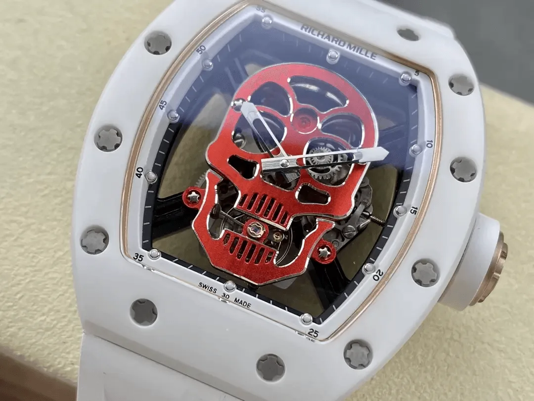 YS공장 리차드밀 RM52-01 화이트 세라믹 레드 스컬 다이얼