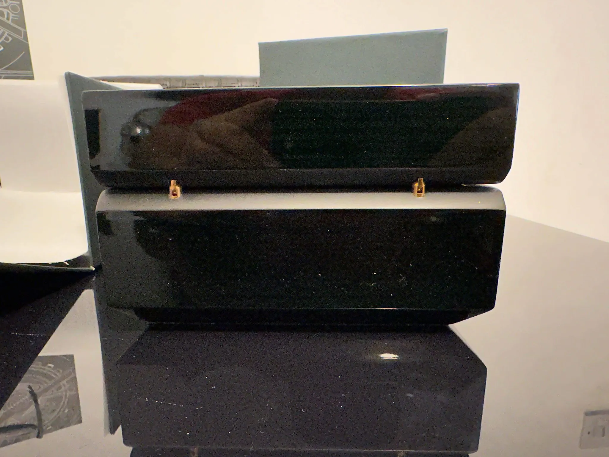 오데마 피게 시계 케이스 및 구성품