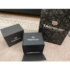 태그호이어 시계 케이스 및 구성품