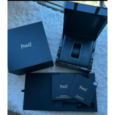 피아제 시계 케이스 및 구성품