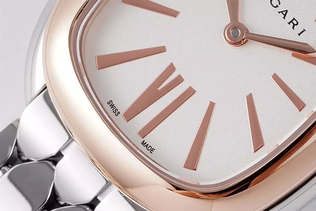 BV공장 불가리 세르펜티 세두토리 로즈골드 베젤 화이트 다이얼 103144