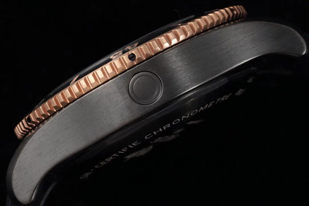 TF공장 브라이틀링 슈퍼 오션 블랙 다이얼 DLC U17368221B1S1