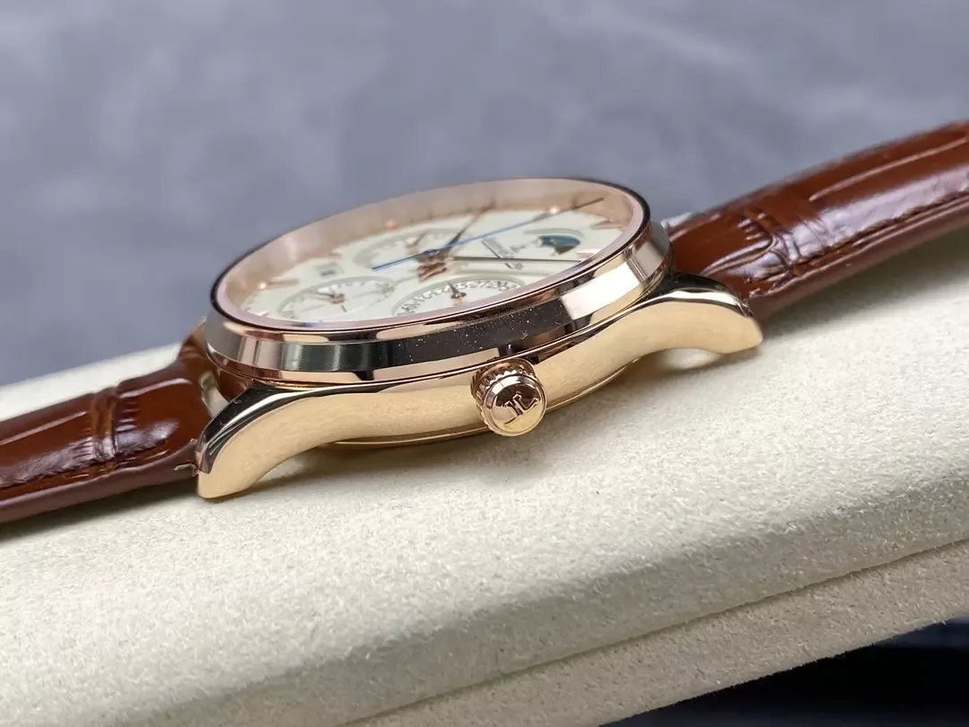 GR공장 예거르쿨트르 울트라 씬 퍼페추얼 화이트 다이얼 39mm 1302520