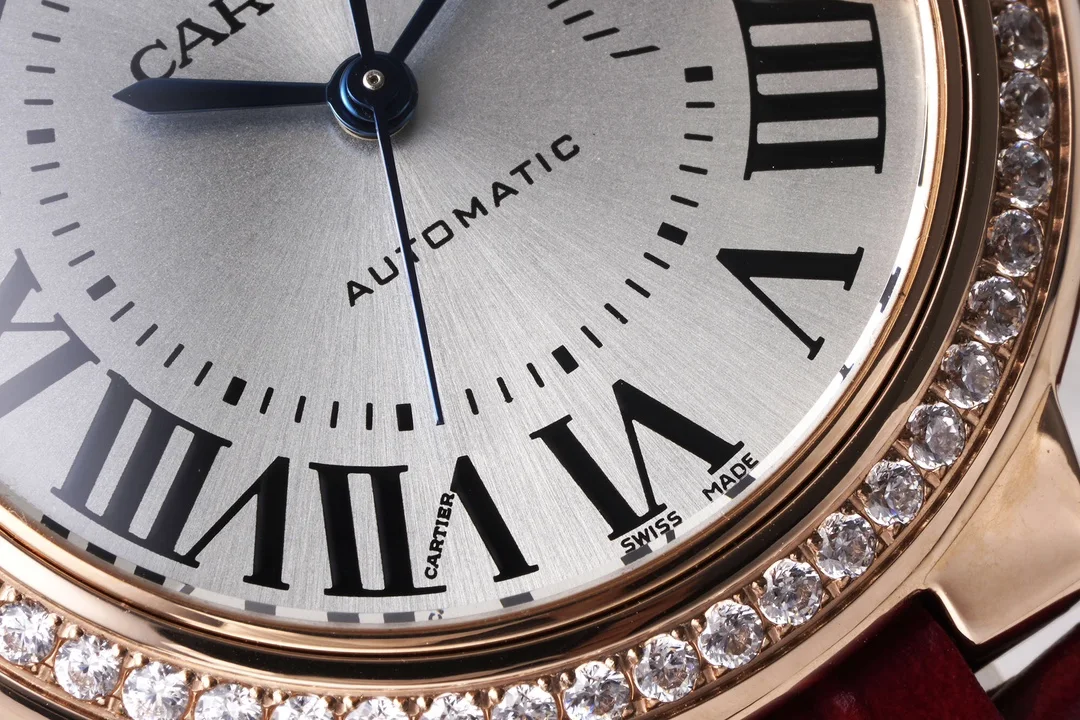 AF공장 까르띠에 발롱 브루 드 로즈골드 다이아 베젤 / 레드 가죽밴드 33mm