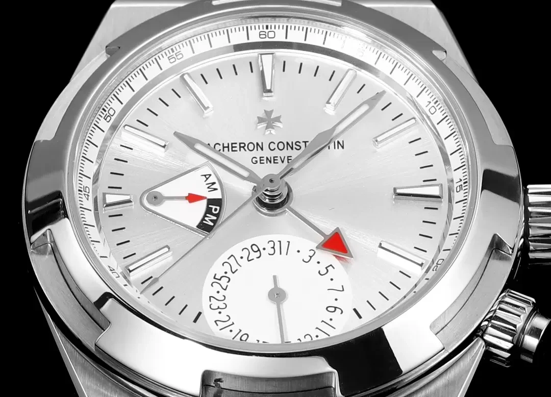 PZ공장 바쉐론콘스탄틴 오버시즈 듀얼타임 화이트 다이얼 7900V