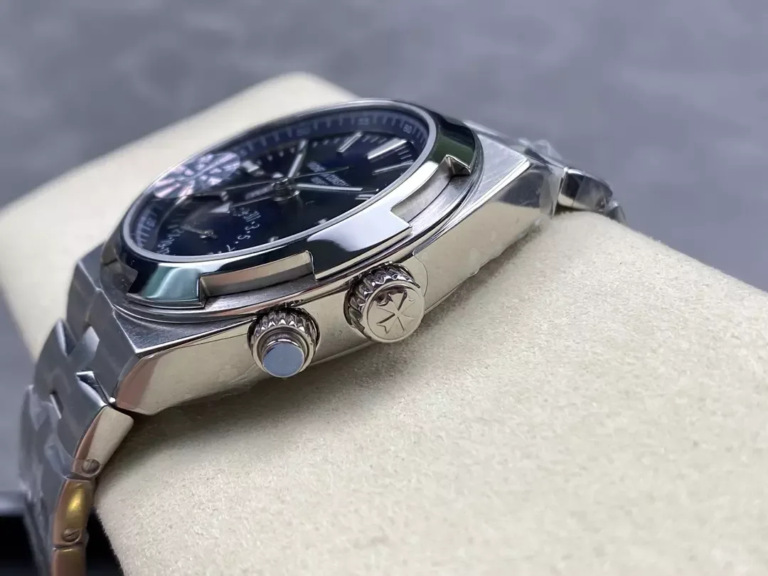 GR공장 바쉐론콘스탄틴 오버시즈 듀얼 타임 7900V 청판 다이얼 스틸