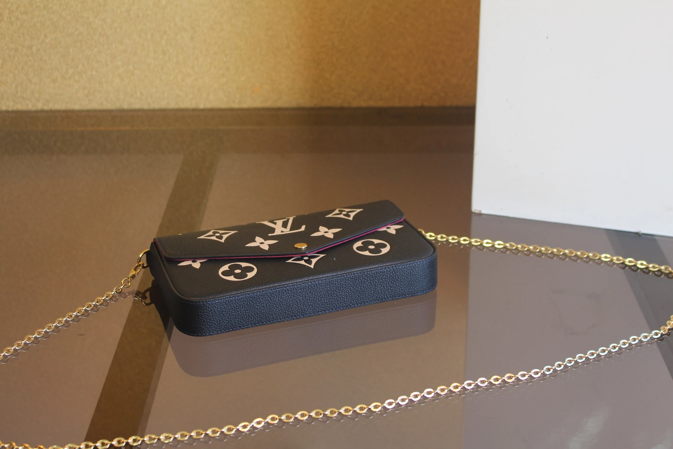 루이비통 펠리시 포쉐트 블랙 베이지 M80482