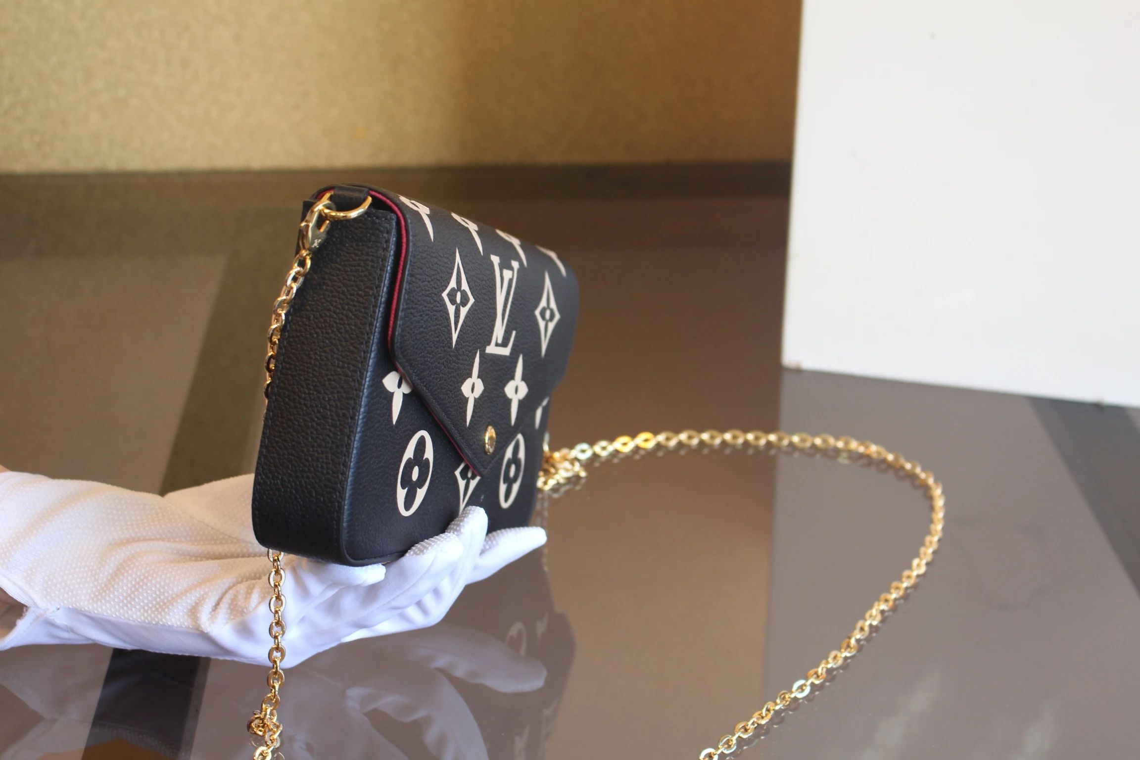 루이비통 펠리시 포쉐트 블랙 베이지 M80482