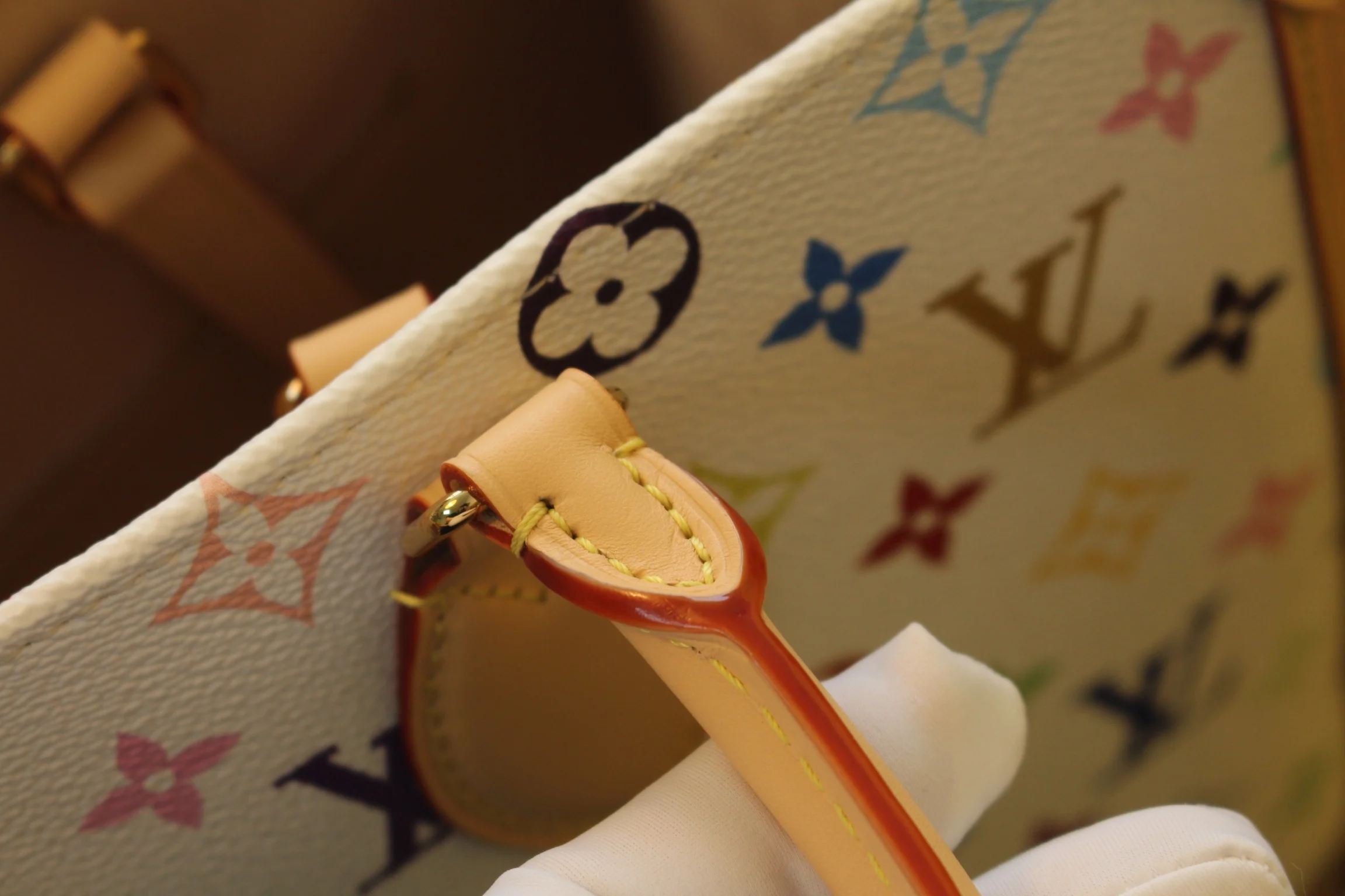 루이비통 LV x TM 온더고 MM 토트백 M13079